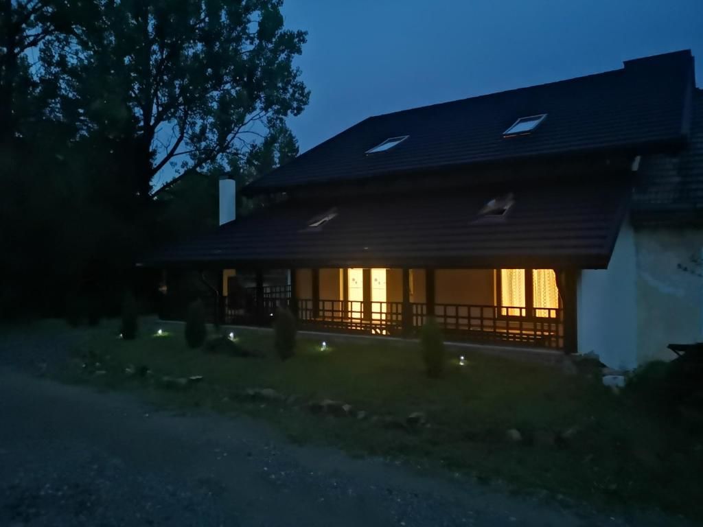 Дома для отпуска Casa Roberto Păltinoasa